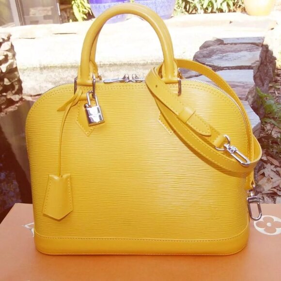 Louis Vuitton Handbags - LOUIS VUITTON EPI LEATHER ALMA PM W/LONG STRAP RETAIL $2,350-100% AUTHENTIC